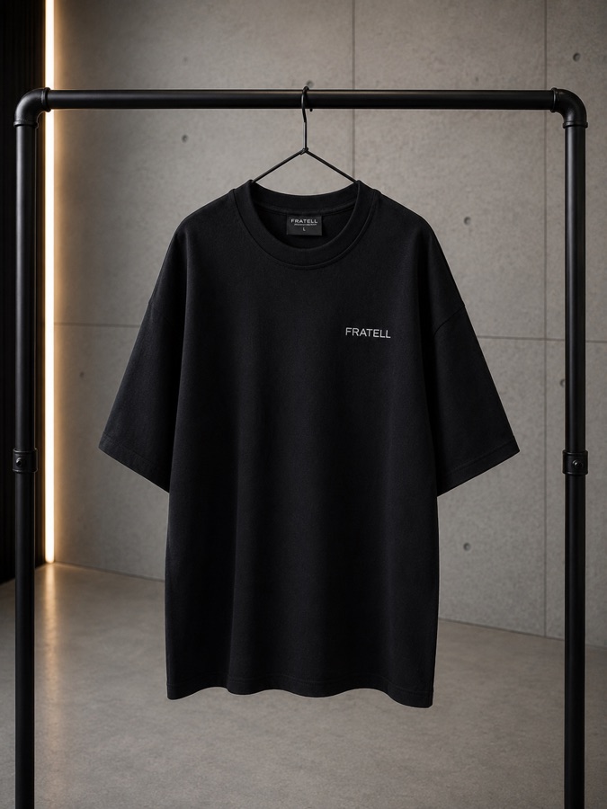 FRATELL oversized tee black – on hanger, front